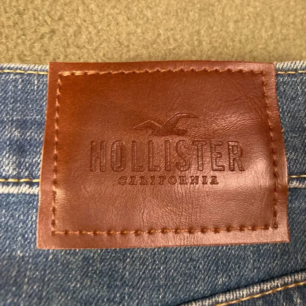 NWOT Hollister Taper Epic Flex Men's Denim Jeans 28 x 30 (#10)